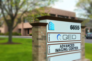 QED and Advanced Imaging Center Street Sign
